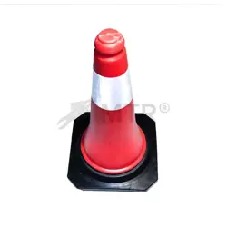 Kužeľ cestný so základňou – ťažký plastový; výška 750 mm